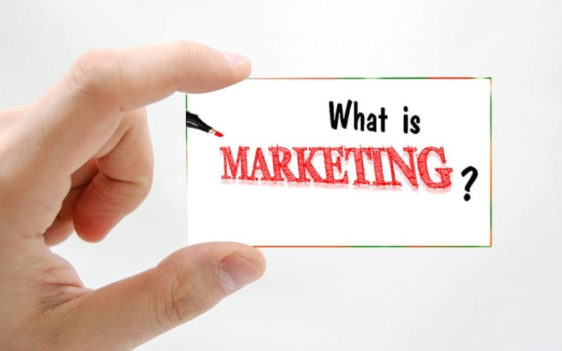 Marketing là lĩnh vực liên quan đến việc quản lý truyền thông và quảng cáo