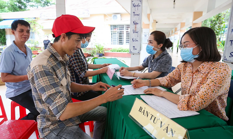 Thủ tục xin nhập học cho bé vào Tiểu học gồm những gì?