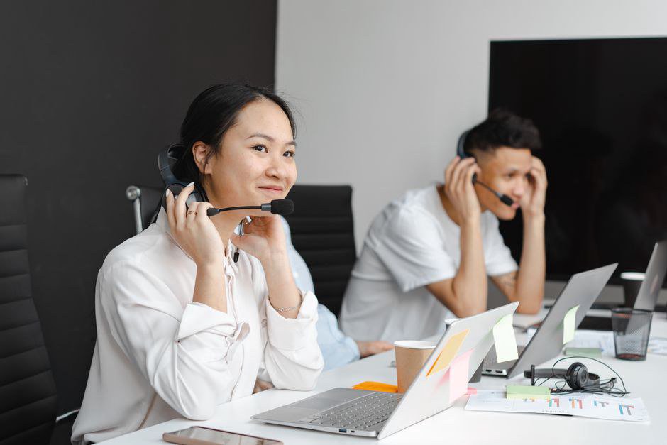 AI agent cho doanh nghiệp bán lẻ: góc nhìn sinh viên TMĐT AI agent cho doanh nghiệp bán lẻ: góc nhìn sinh viên TMĐT